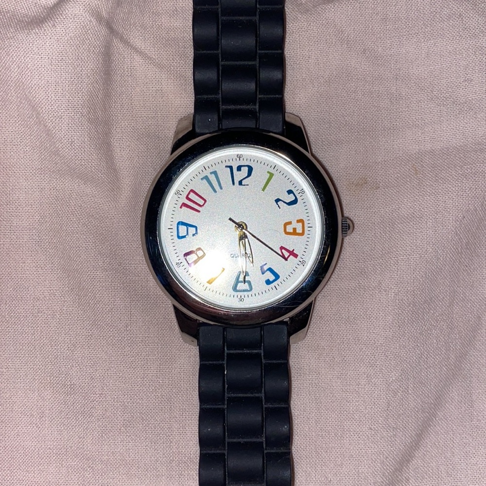 Watch - Picture 3 of 3